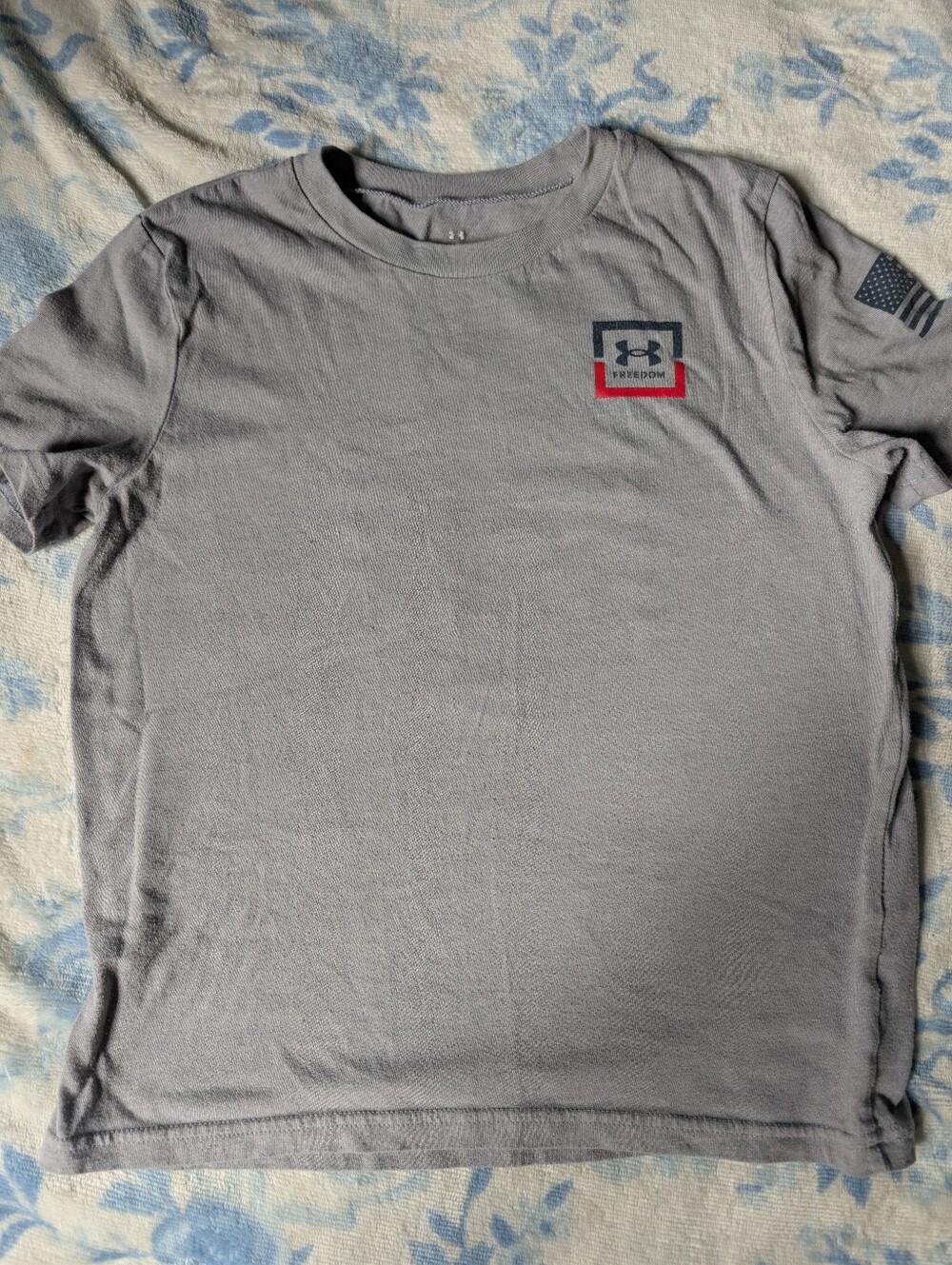 Under Armour Boys Light Gray Short Sleeve Logo Tee with Red Accent